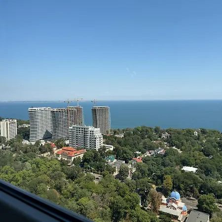 Apartments White Pearl Olimpiyetsʹ 3*