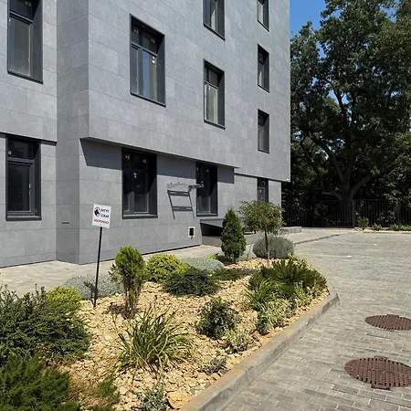 Apartments White Pearl Olimpiyetsʹ 3*