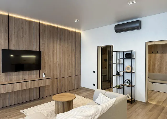 White Pearl Olimpiyetsʹ Apartman *