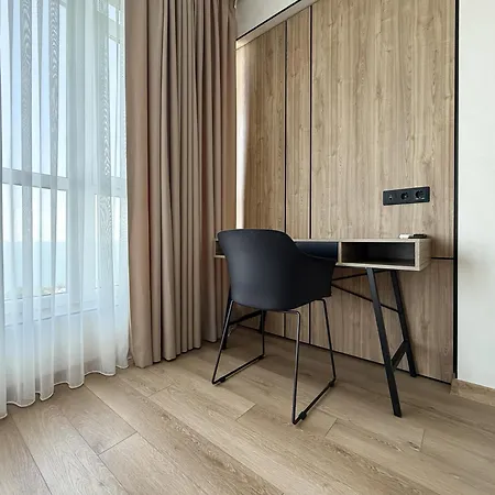 White Pearl Olimpiyetsʹ Apartman Odessza